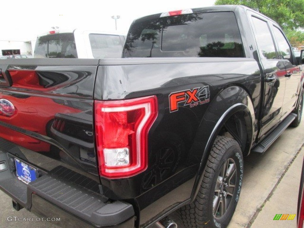 2015 F150 XLT SuperCrew 4x4 - Tuxedo Black Metallic / Black photo #22