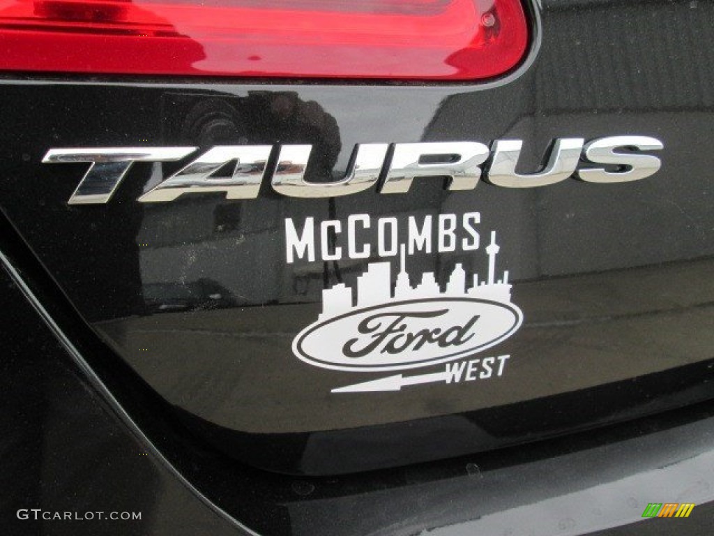 2015 Taurus SE - Tuxedo Black Metallic / Dune photo #10