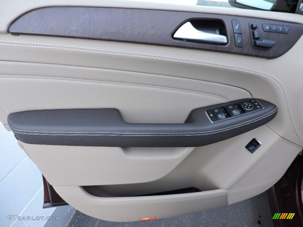 2015 Mercedes-Benz ML 400 4Matic Almond Beige/Mocha Door Panel Photo #103741478