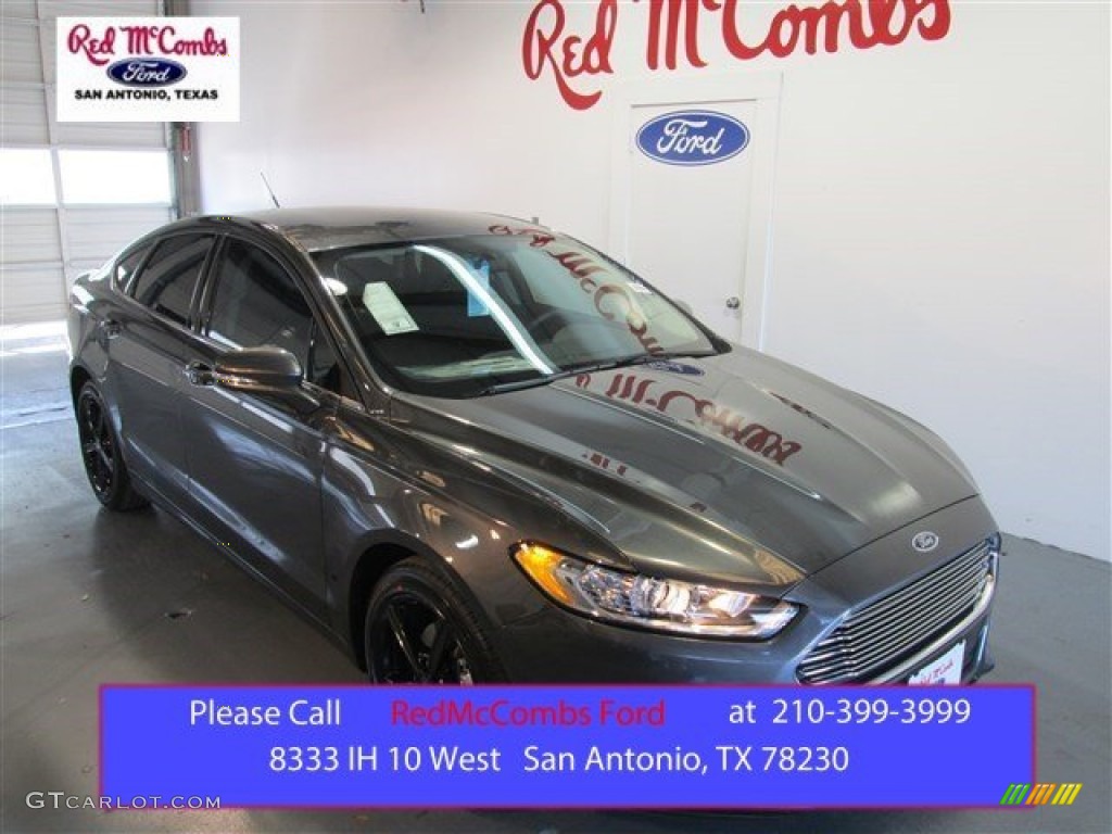 2016 Fusion SE - Magnetic Metallic / Charcoal Black photo #1