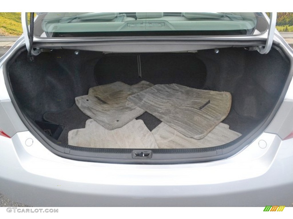 2010 Toyota Camry LE Trunk Photo #103751135