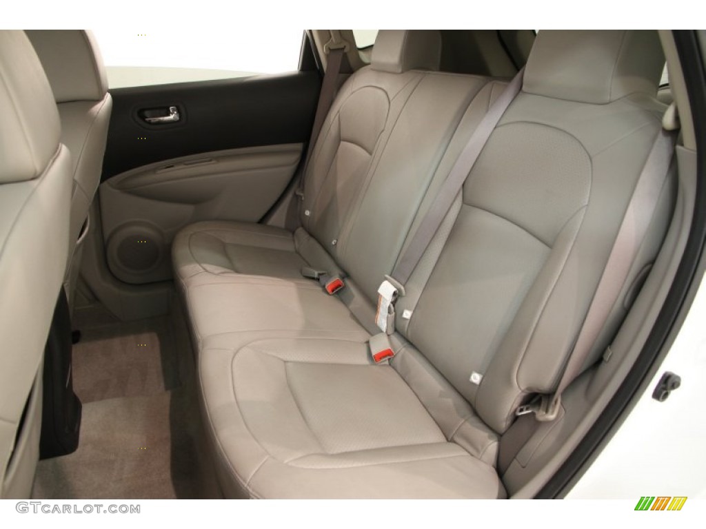 2011 Rogue SL AWD - Pearl White / Gray photo #14