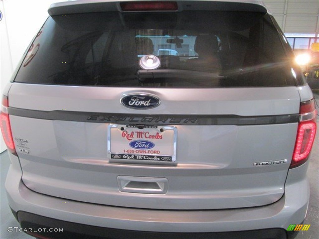 2015 Explorer XLT - Ingot Silver / Charcoal Black photo #5
