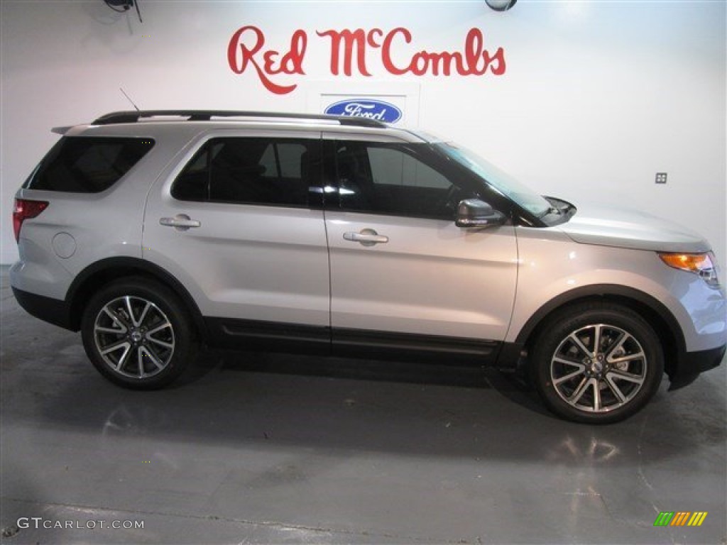 2015 Explorer XLT - Ingot Silver / Charcoal Black photo #9