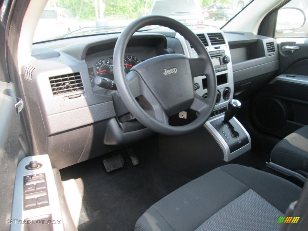 2008 Compass Sport - Jeep Green Metallic / Dark Slate Gray photo #10