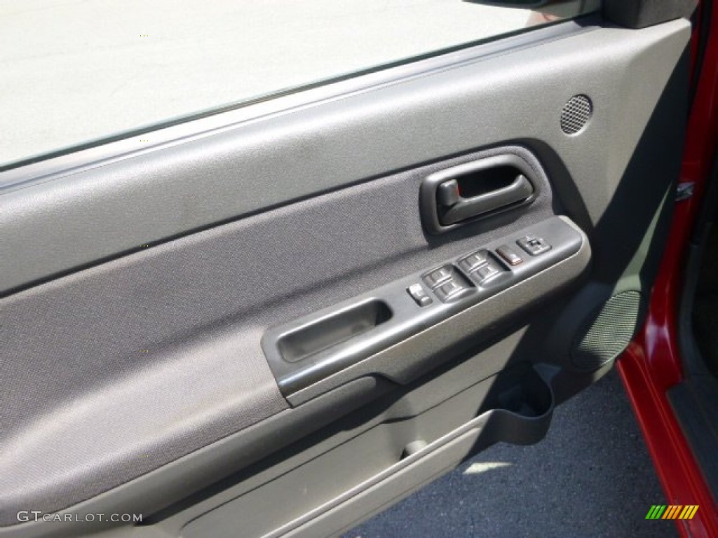 2006 Colorado LT Crew Cab - Victory Red / Very Dark Pewter photo #11