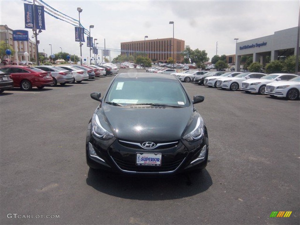 2016 Elantra SE - Phantom Black / Beige photo #2