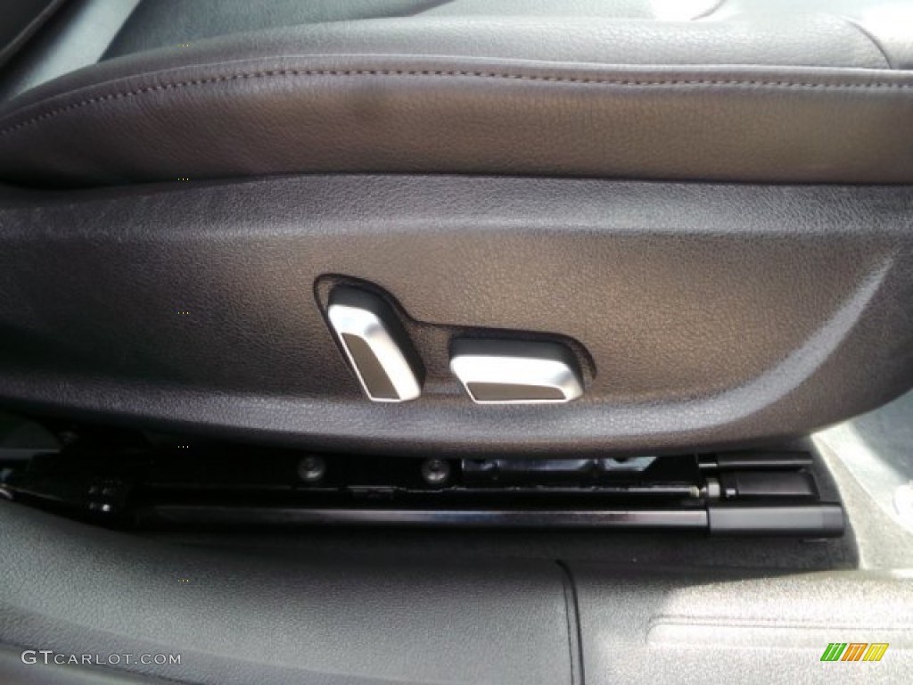 2015 A4 2.0T Premium - Florett Silver Metallic / Black photo #37