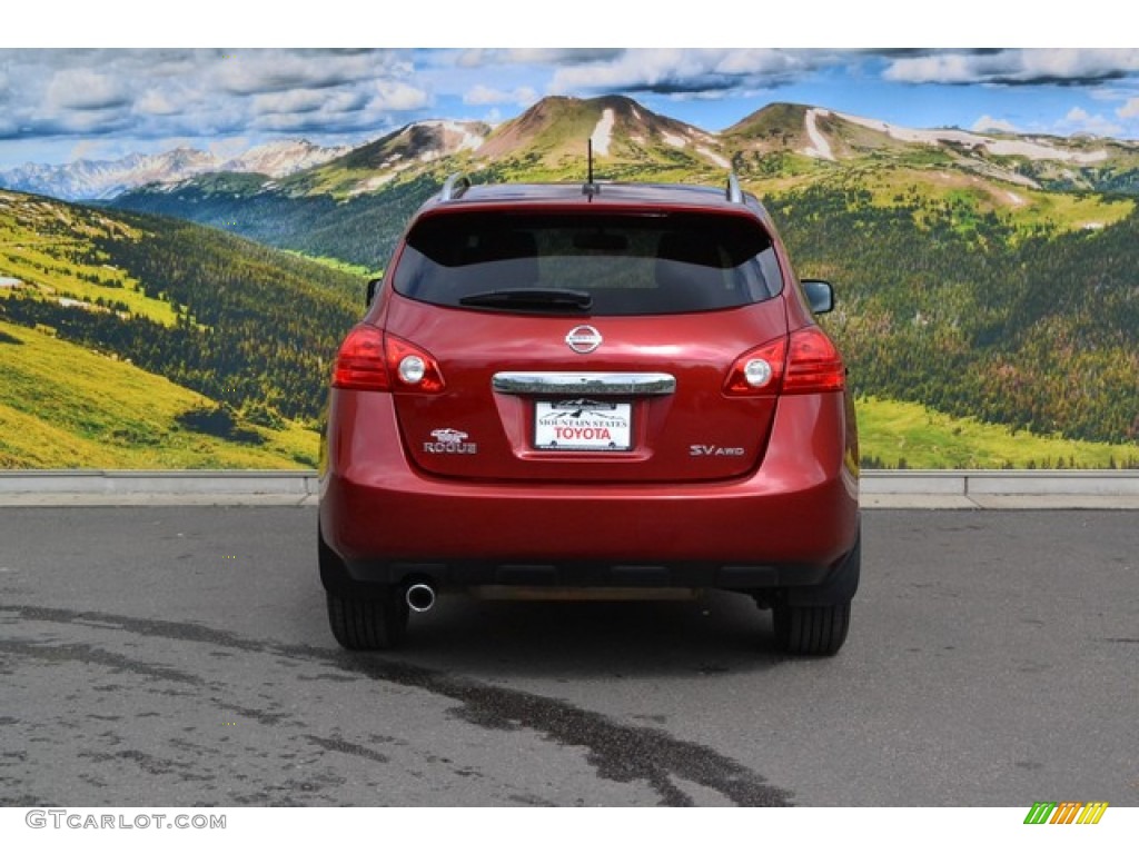 2011 Rogue SV AWD - Cayenne Red / Black photo #8