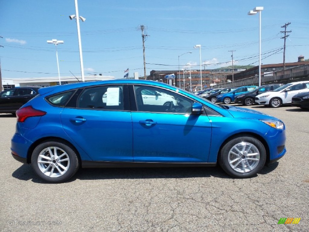 2015 Focus SE Hatchback - Blue Candy Metallic / Charcoal Black photo #1