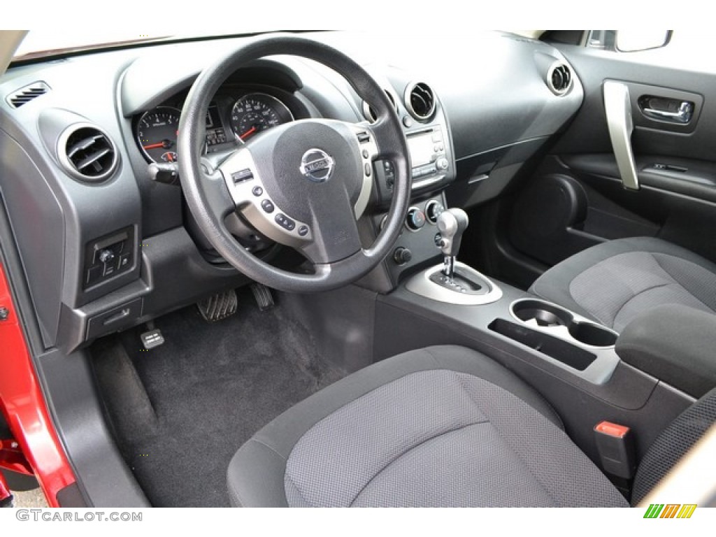 2011 Rogue SV AWD - Cayenne Red / Black photo #9