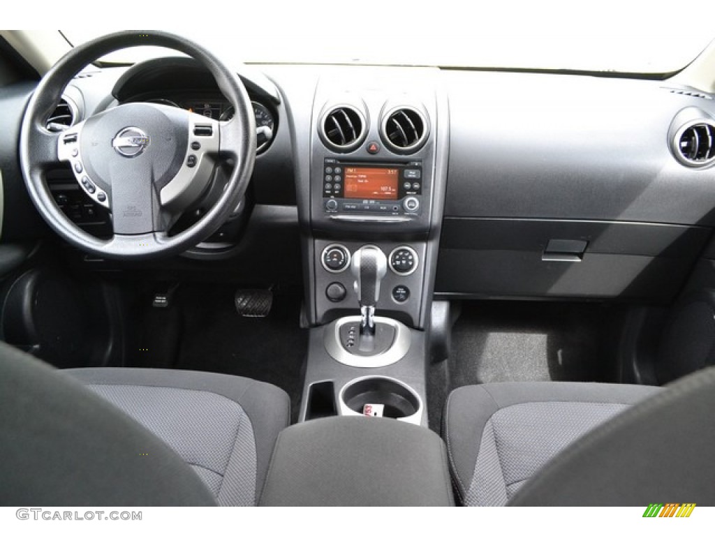 2011 Rogue SV AWD - Cayenne Red / Black photo #12