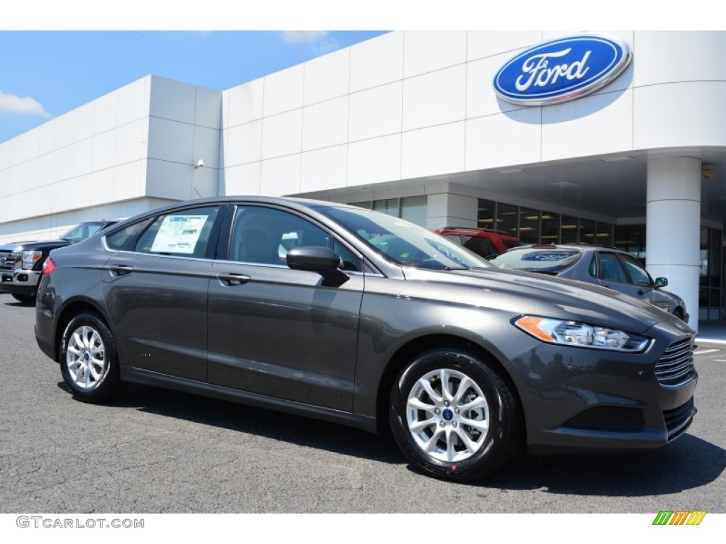 Magnetic Metallic 2016 Ford Fusion S Exterior Photo #103790086