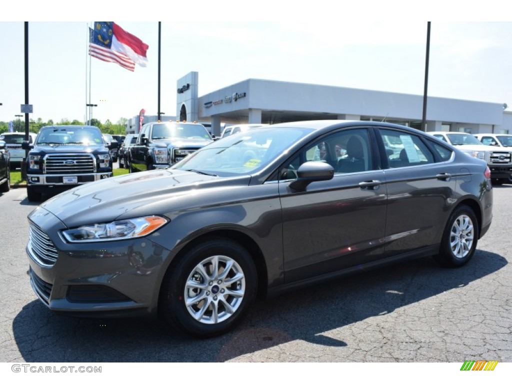 2016 Fusion S - Magnetic Metallic / Charcoal Black photo #3