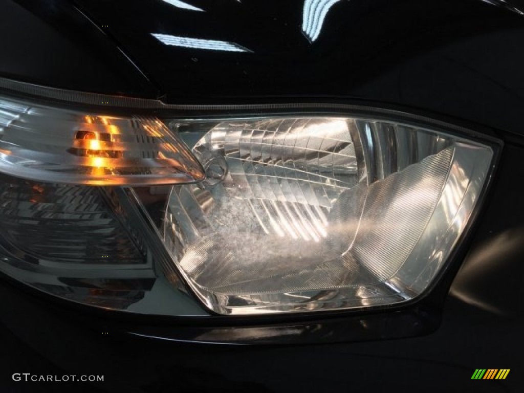 2010 Highlander  - Black / Sand Beige photo #21