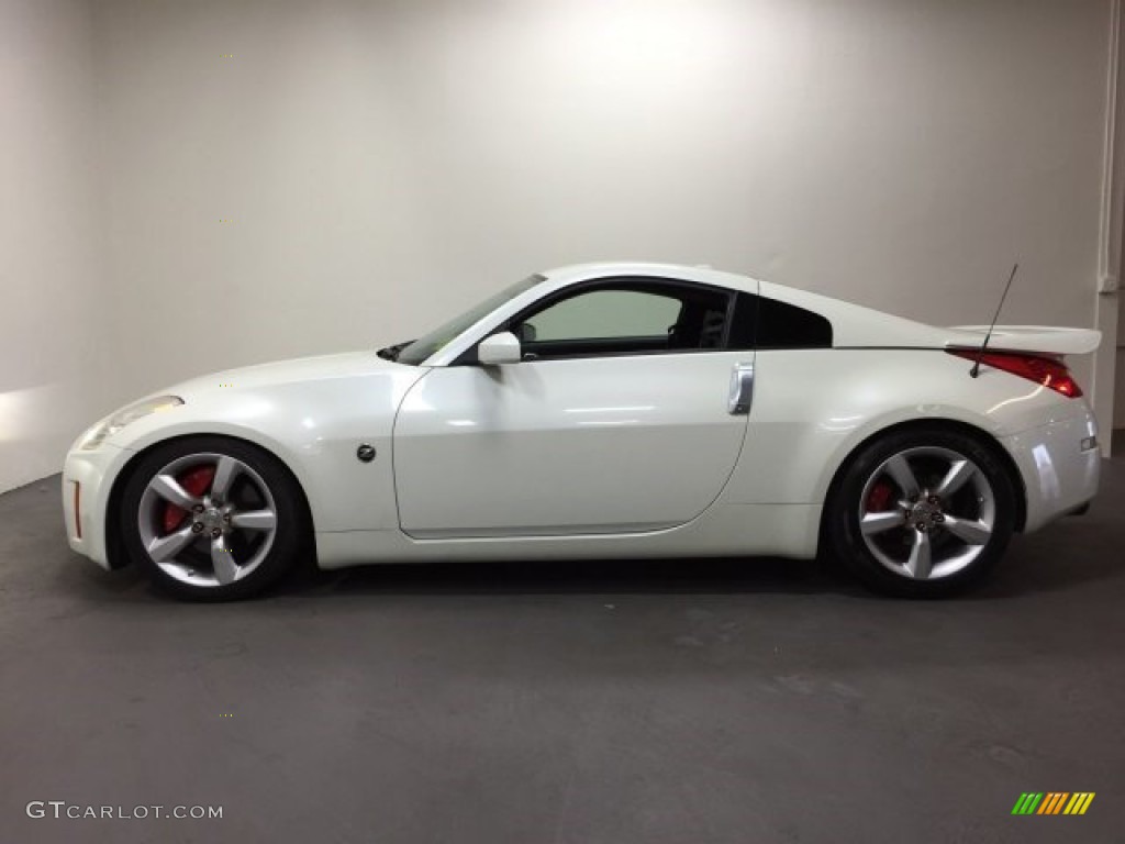 2006 350Z Touring Coupe - Pikes Peak White Pearl / Carbon Black photo #6