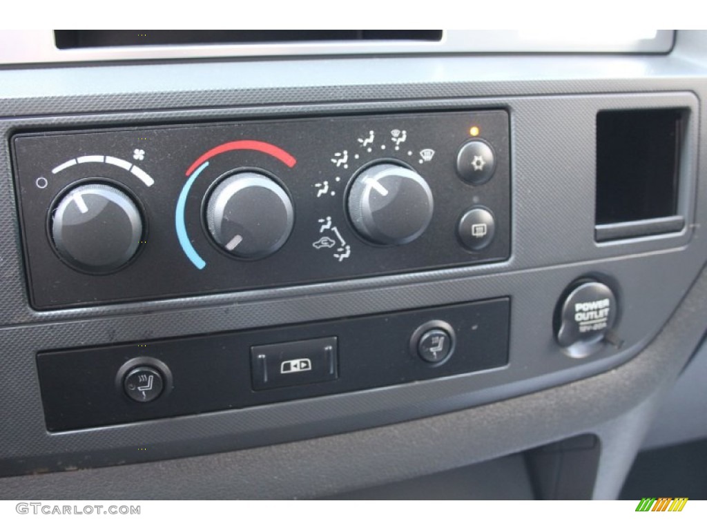 2008 Ram 1500 SLT Quad Cab 4x4 - Brilliant Black Crystal Pearl / Medium Slate Gray photo #13