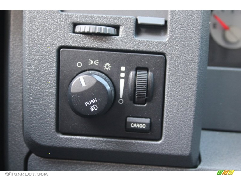 2008 Ram 1500 SLT Quad Cab 4x4 - Brilliant Black Crystal Pearl / Medium Slate Gray photo #17