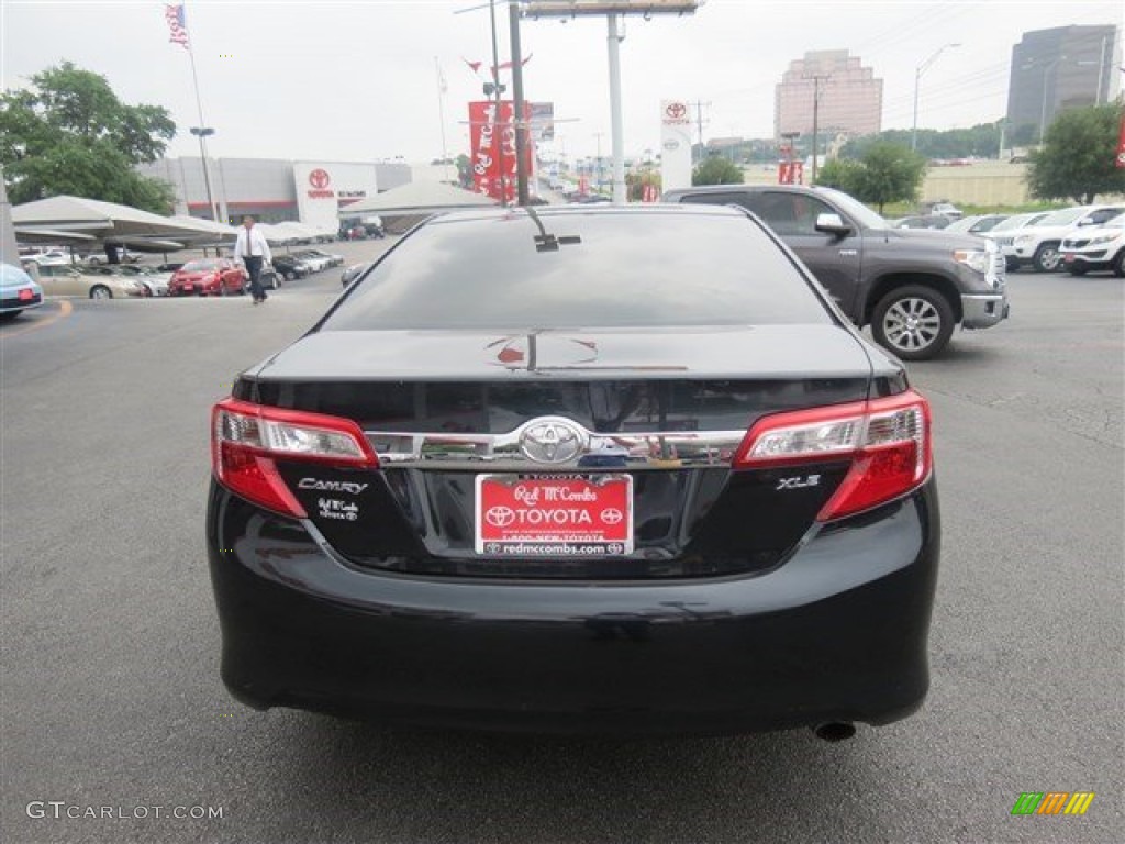 2012 Camry XLE - Attitude Black Metallic / Ash photo #6