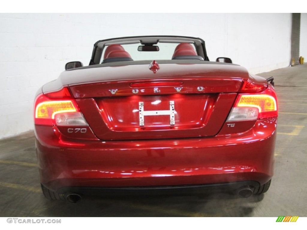2011 C70 T5 - Flamenco Red Metallic / Cranberry Leather/Off Black photo #3