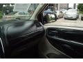 Stone White - Grand Caravan SE Photo No. 16