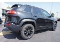 Brilliant Black Crystal Pearl - Cherokee Trailhawk 4x4 Photo No. 7