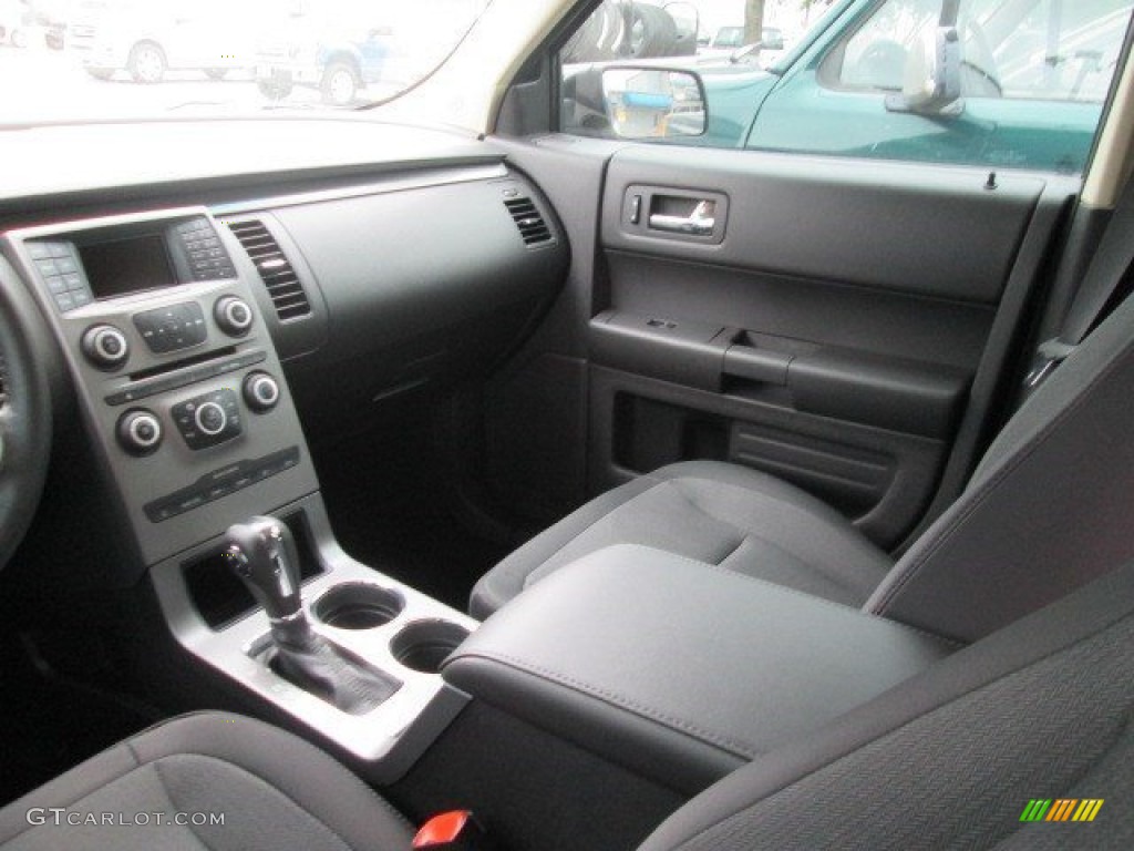 Charcoal Black Interior 2015 Ford Flex SE Photo #103808201