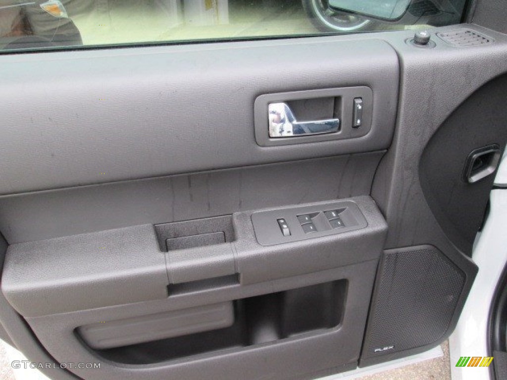 2015 Ford Flex SE Charcoal Black Door Panel Photo #103808459