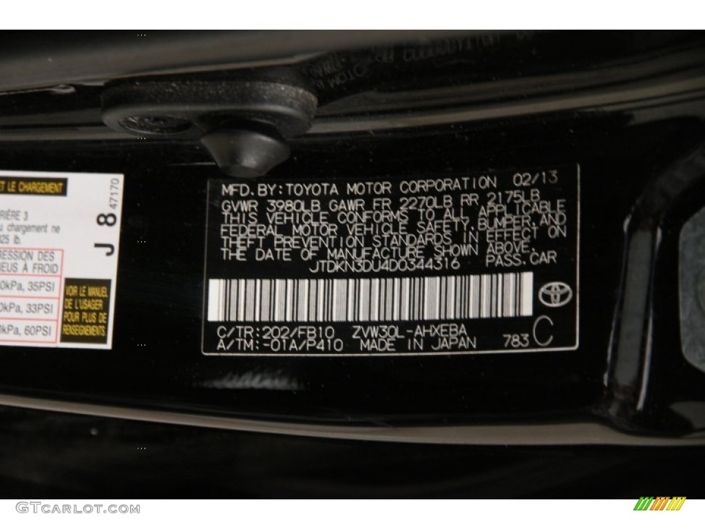 2013 Prius Two Hybrid - Black / Dark Gray photo #16