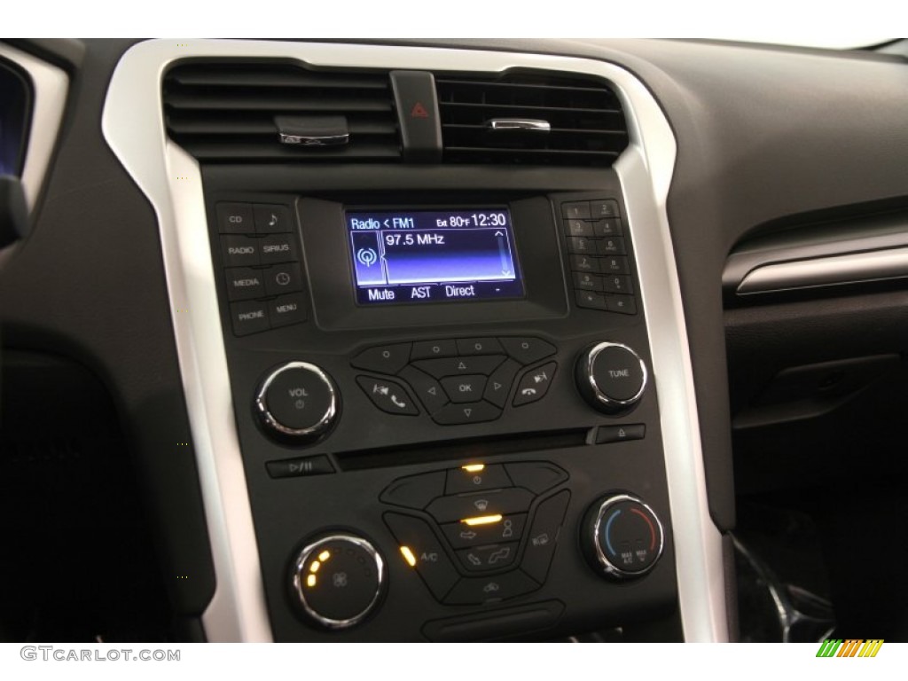 2013 Fusion SE - Tuxedo Black Metallic / Charcoal Black photo #8