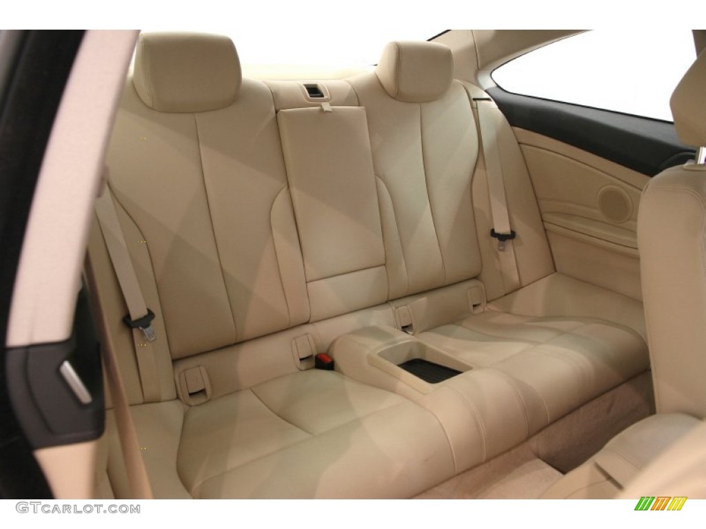 2015 BMW 4 Series 428i xDrive Coupe Rear Seat Photo #103812355