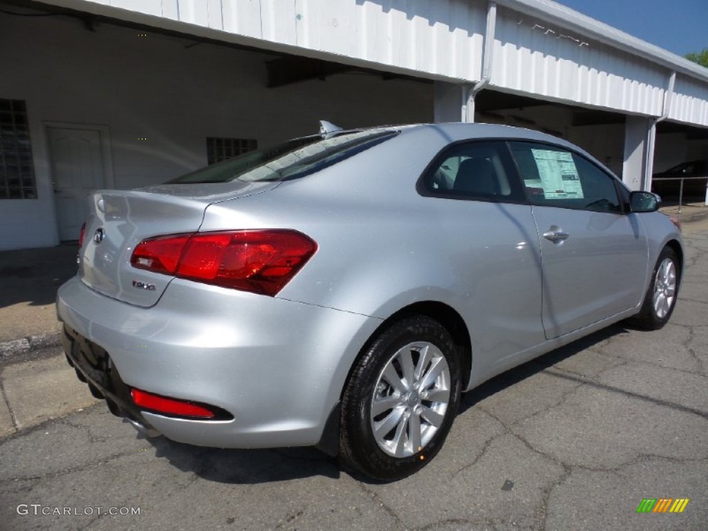 Bright Silver 2015 Kia Forte Koup EX Exterior Photo #103815461