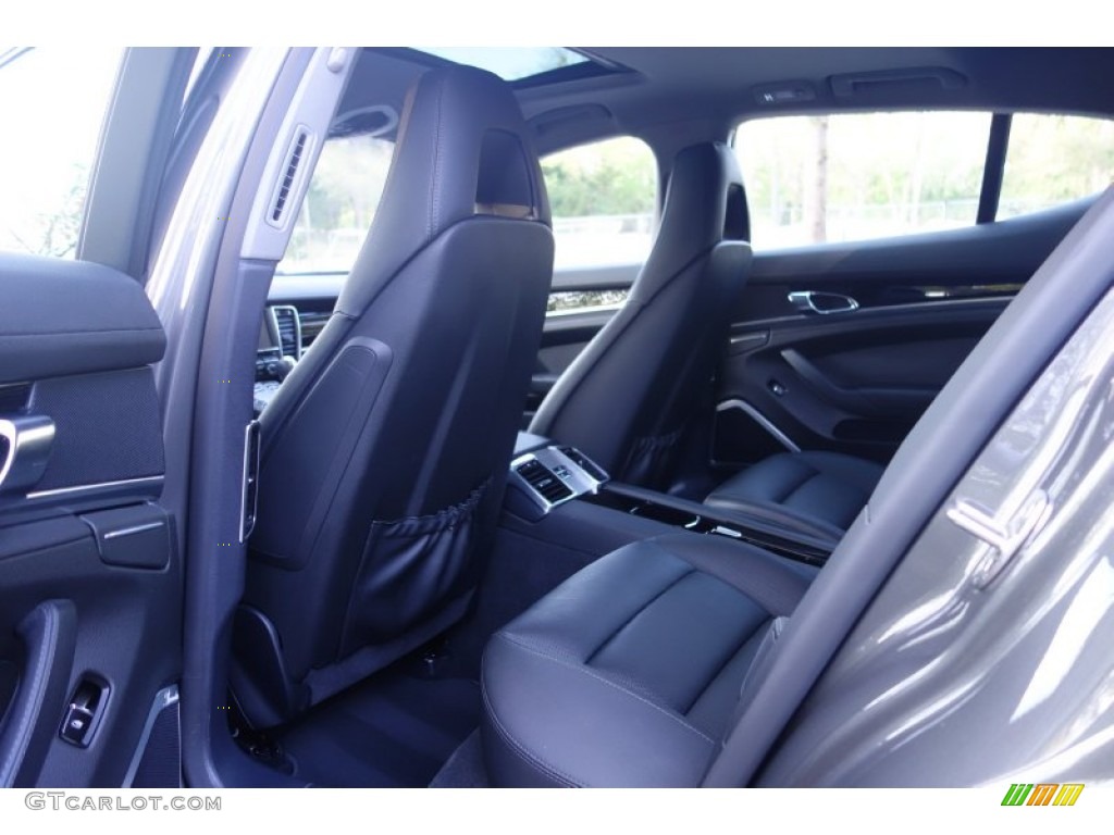 2015 Panamera 4 - Agate Grey Metallic / Black photo #16