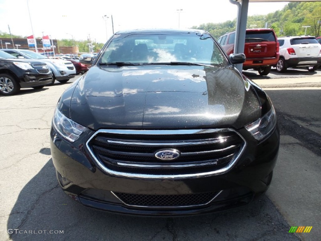 2015 Taurus Limited - Tuxedo Black Metallic / Charcoal Black photo #7