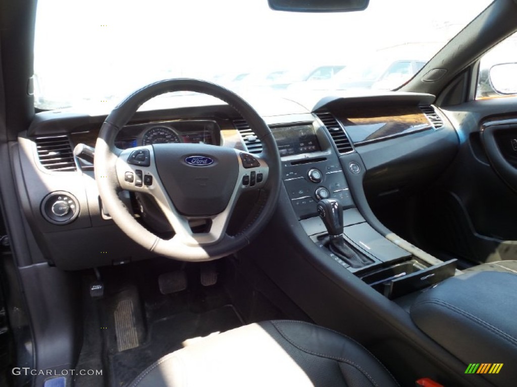 2015 Taurus Limited - Tuxedo Black Metallic / Charcoal Black photo #12
