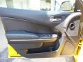 Stinger Yellow - Charger SRT8 Super Bee Photo No. 14