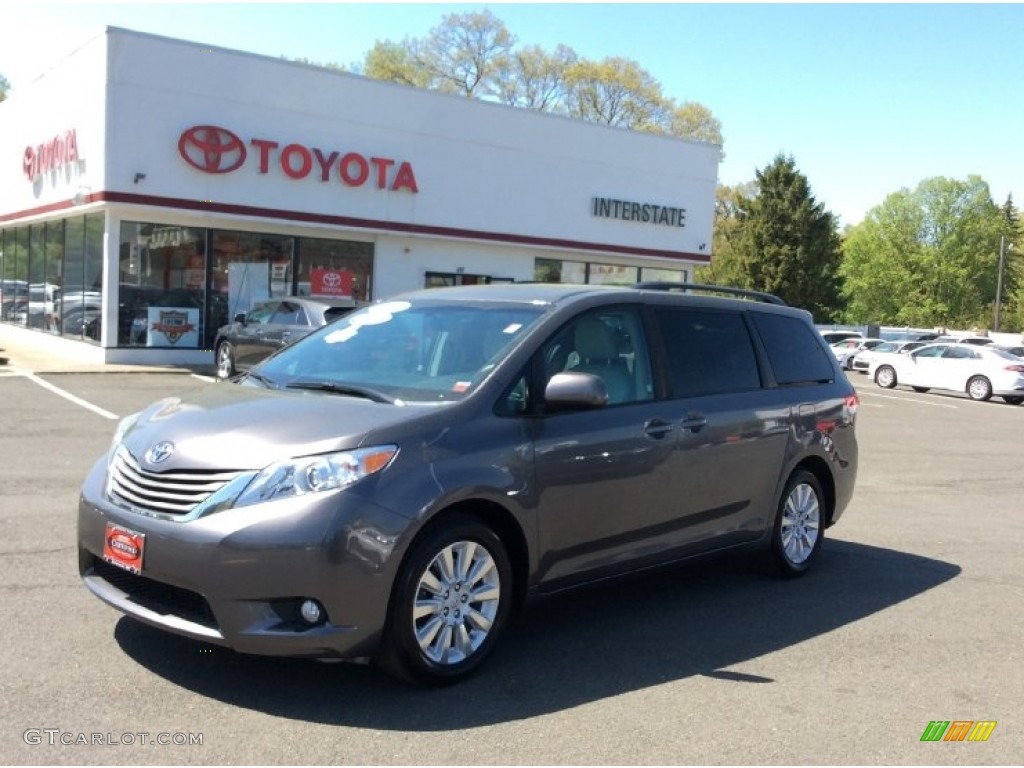 2012 Sienna XLE AWD - Predawn Gray Mica / Light Gray photo #1