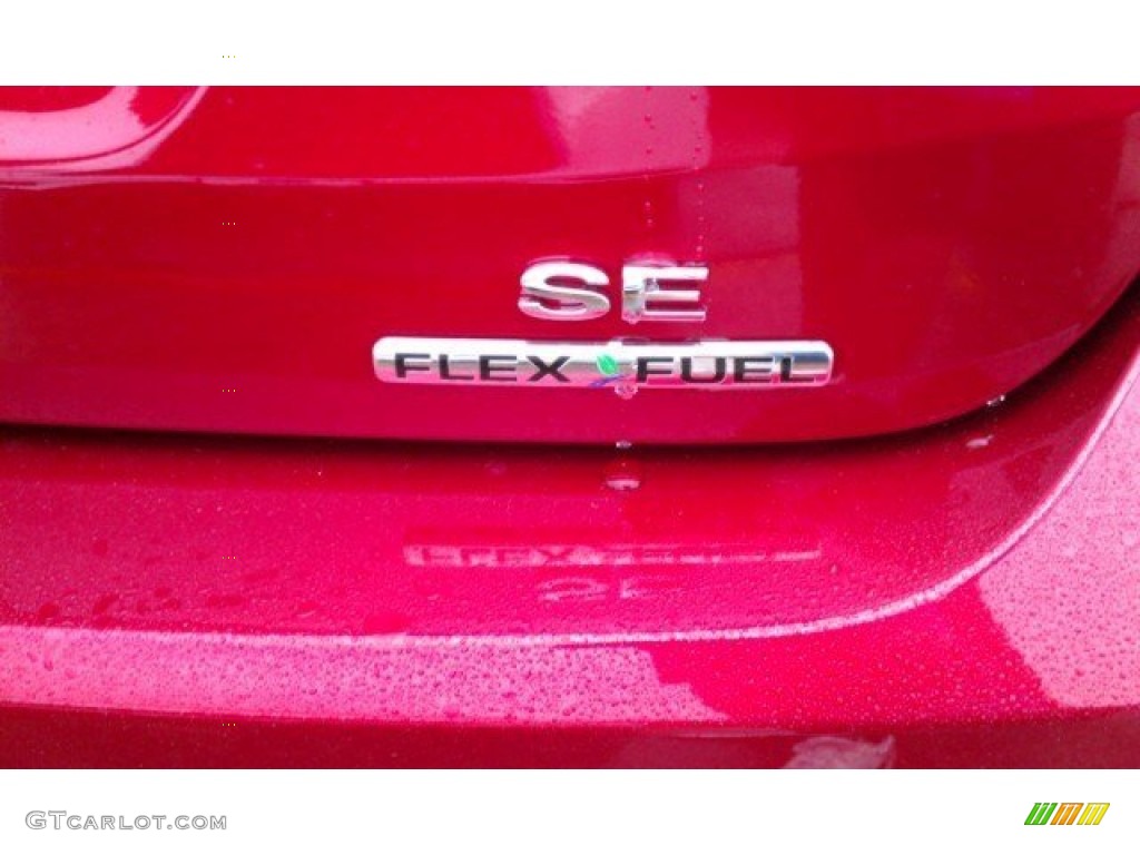 2015 Focus SE Sedan - Ruby Red Metallic / Charcoal Black photo #9