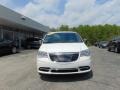 Stone White - Town & Country Touring - L Photo No. 8