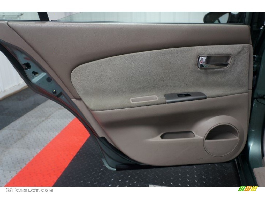 2006 Altima 2.5 S - Mystic Emerald Metallic / Blond photo #15