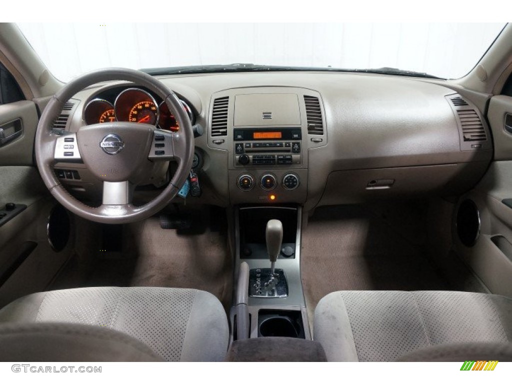 2006 Altima 2.5 S - Mystic Emerald Metallic / Blond photo #21