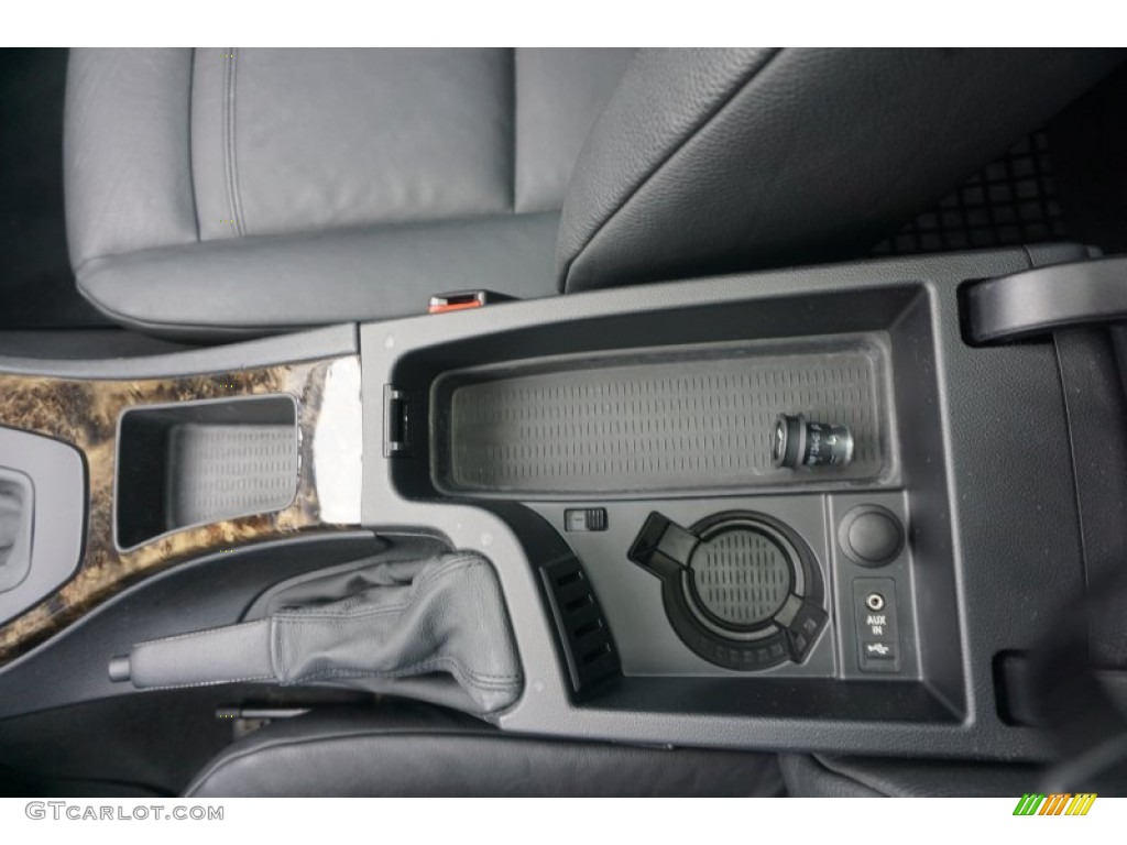2010 3 Series 335i Convertible - Jet Black / Black photo #32