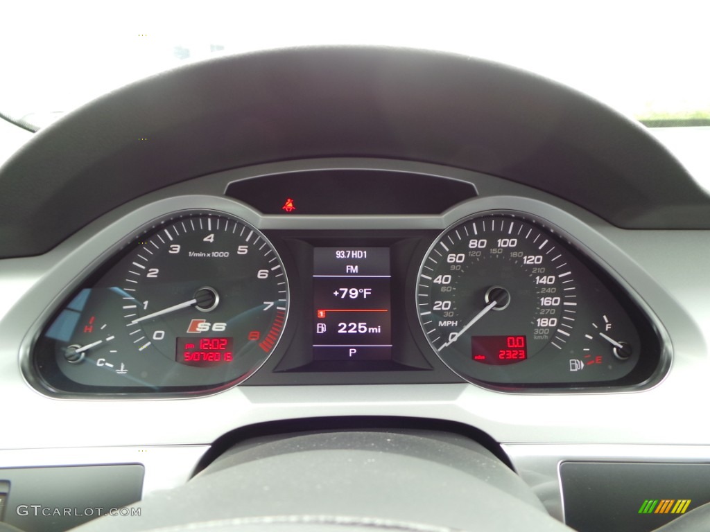 2011 Audi S6 5.2 FSI quattro Sedan Gauges Photos