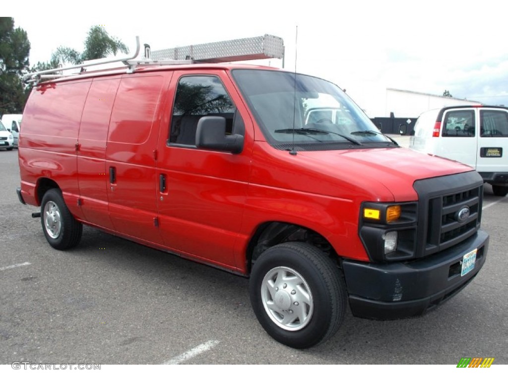 2009 E Series Van E150 Cargo - Red / Medium Flint photo #1