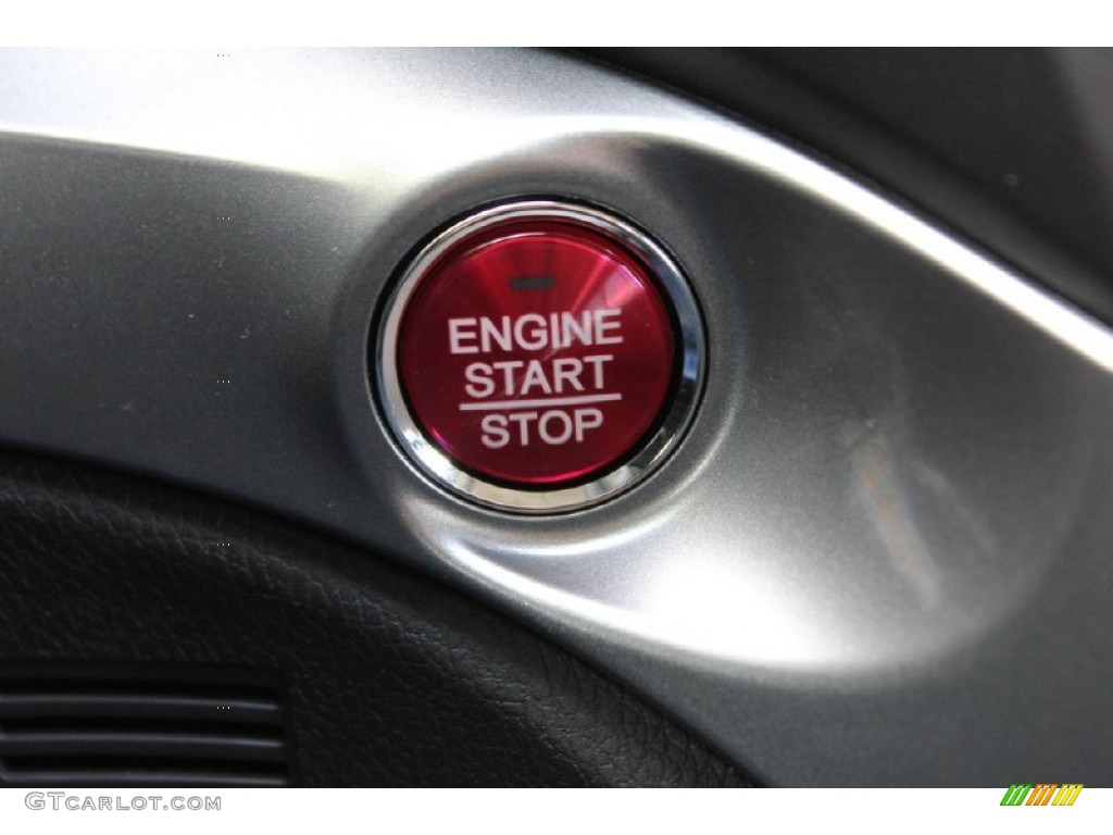 2016 Acura ILX Technology Controls Photo #103842755
