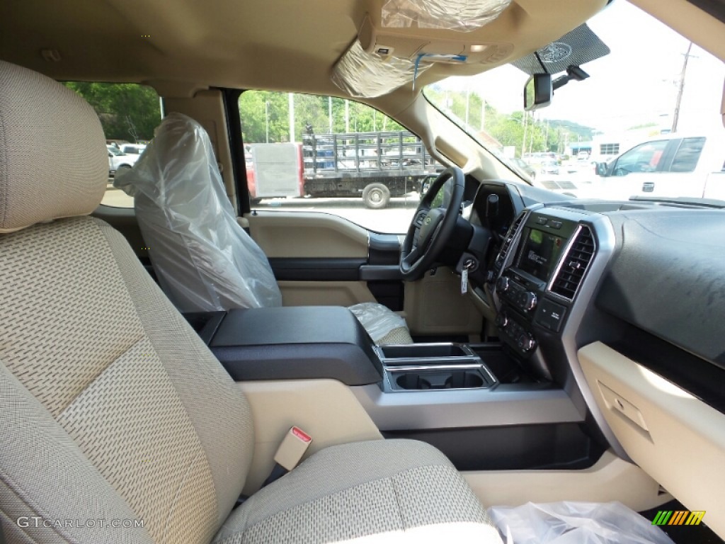 2015 F150 XLT SuperCab 4x4 - Tuxedo Black Metallic / Medium Light Camel photo #2