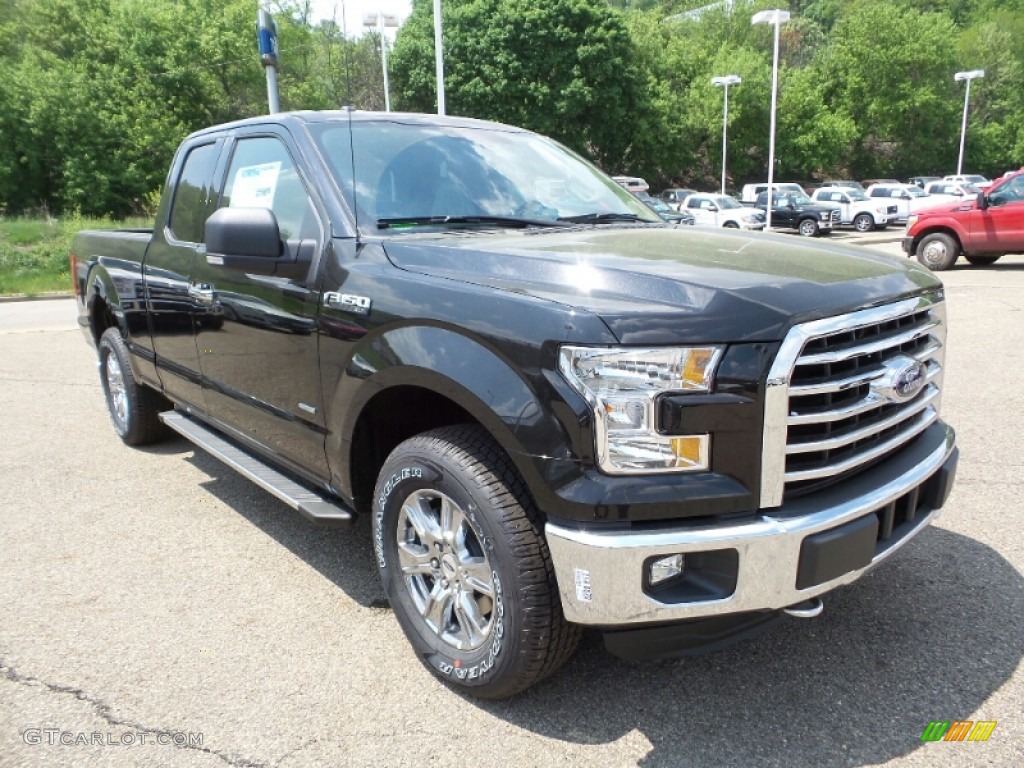 2015 F150 XLT SuperCab 4x4 - Tuxedo Black Metallic / Medium Light Camel photo #10