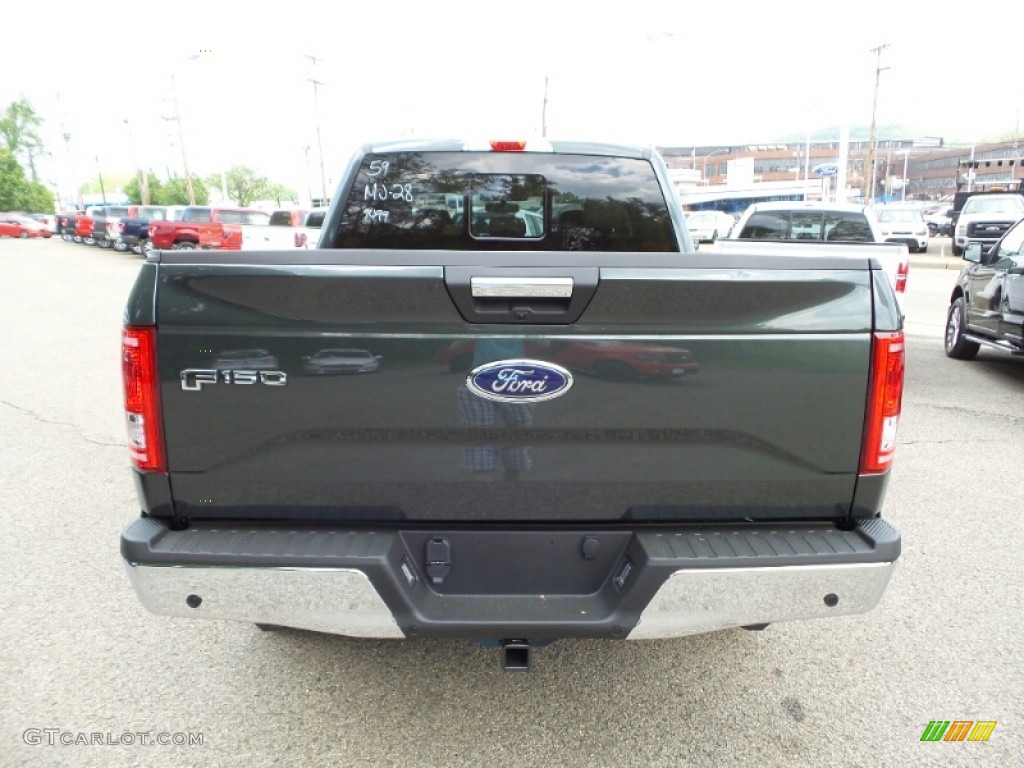 2015 F150 XLT SuperCrew 4x4 - Guard Metallic / Medium Light Camel photo #4