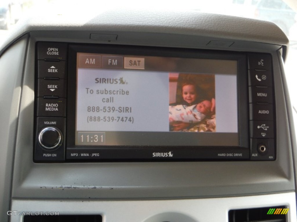 2008 Town & Country Touring - Deep Crimson Crystal Pearlcoat / Medium Slate Gray/Light Shale photo #16