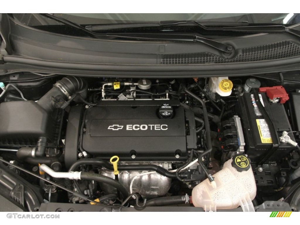 2015 Chevrolet Sonic LT Sedan Engine Photos